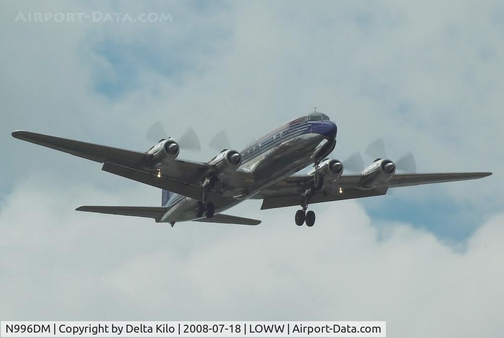 N996DM, 1958 Douglas DC-6B C/N 45563, RED BULL