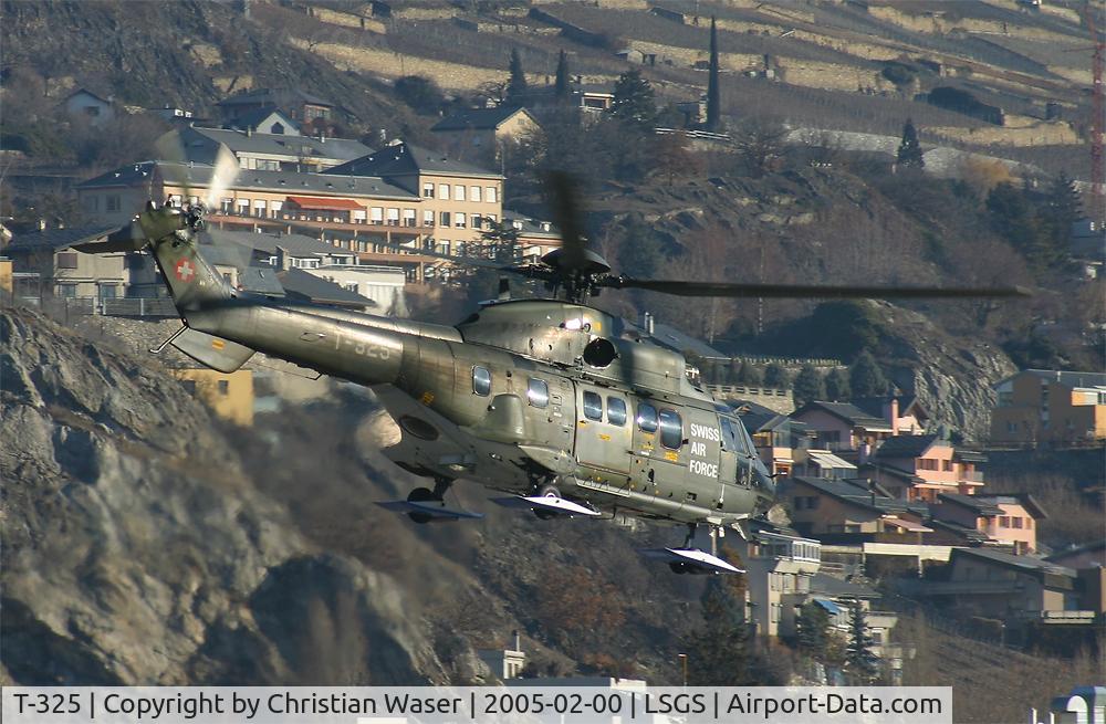 T-325, Aerospatiale TH89 Super Puma (AS-332M1) C/N 2367, Swiss Air Force