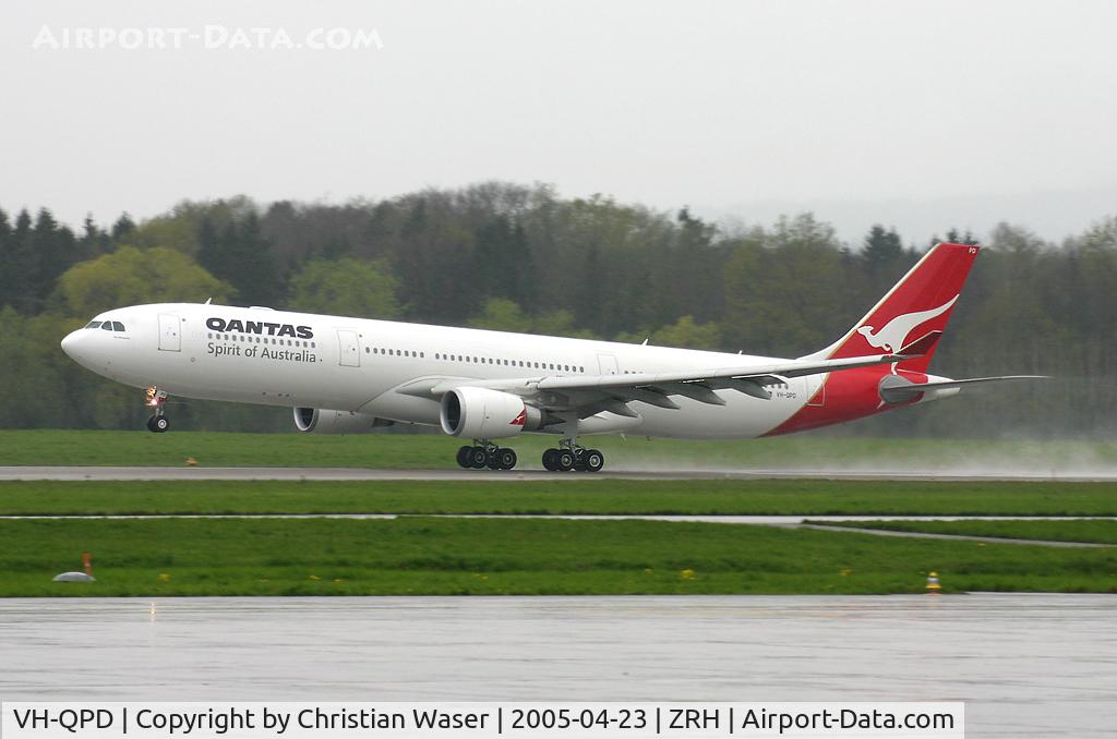 VH-QPD, 2004 Airbus A330-303 C/N 0574, Qantas