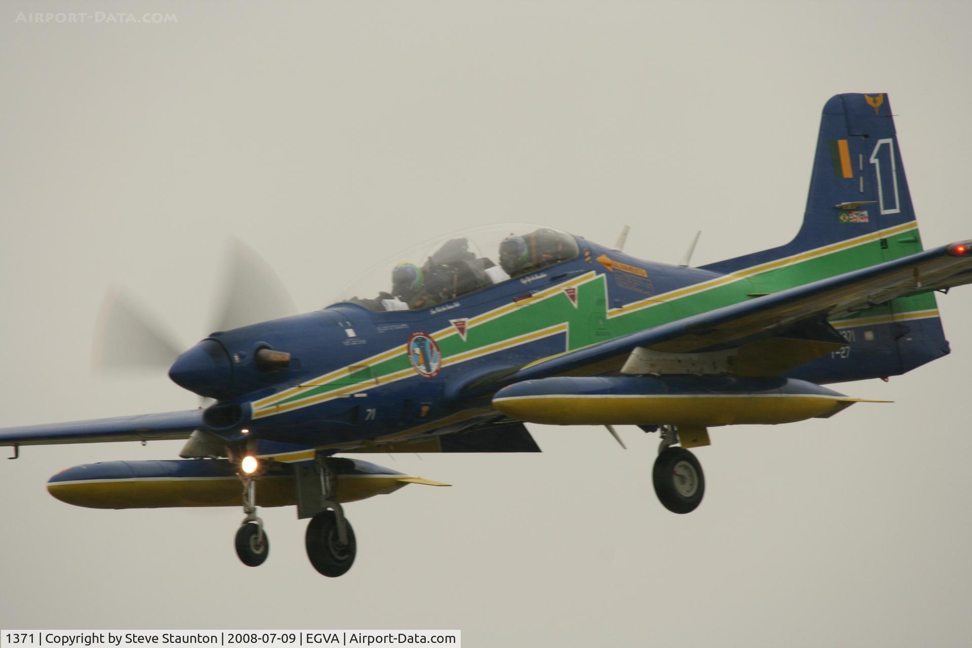 1371, Embraer T-27 Tucano (EMB-312) C/N 312086, Taken at the Royal International Air Tattoo 2008 during arrivals and departures (show days cancelled due to bad weather)