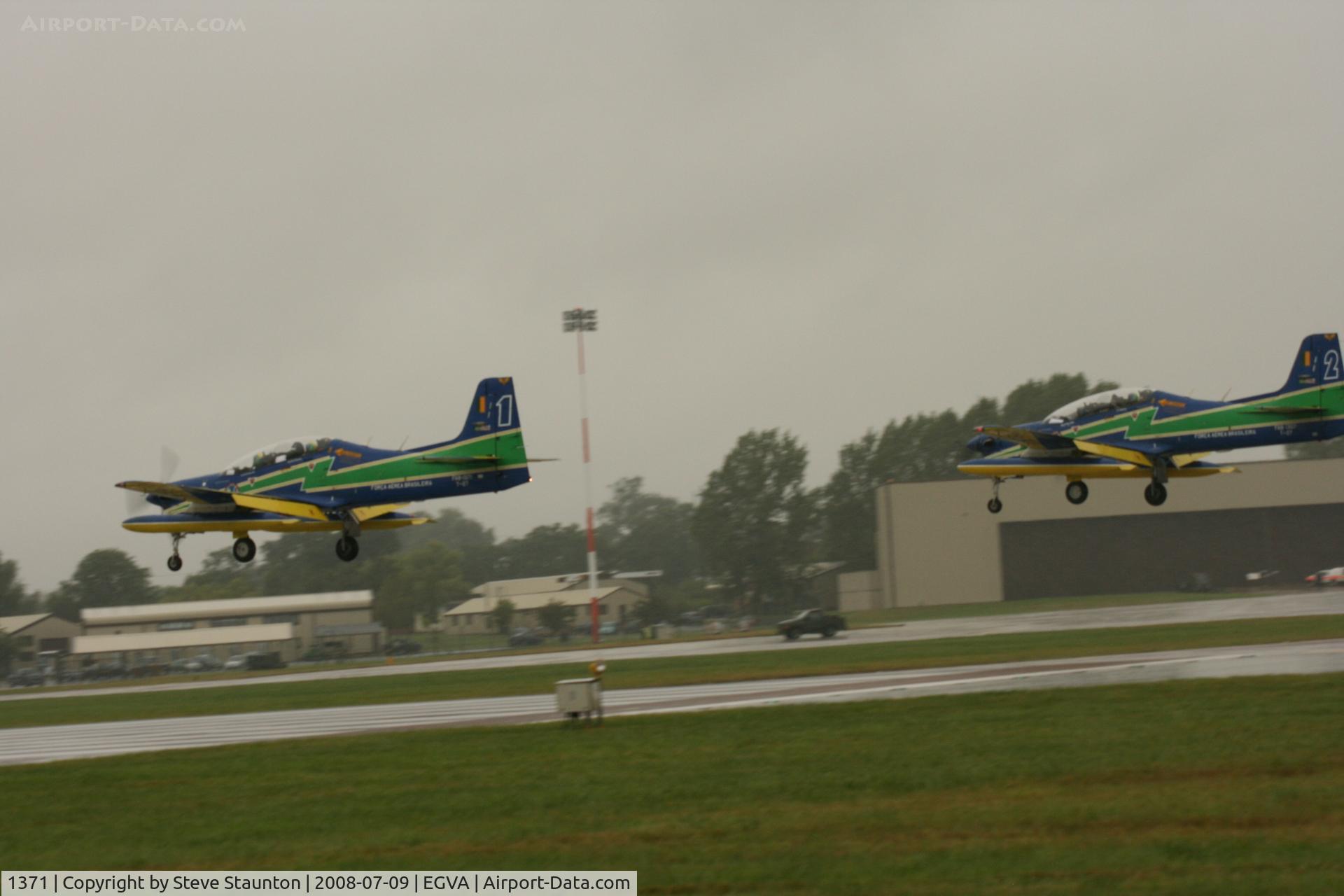 1371, Embraer T-27 Tucano (EMB-312) C/N 312086, Taken at the Royal International Air Tattoo 2008 during arrivals and departures (show days cancelled due to bad weather)