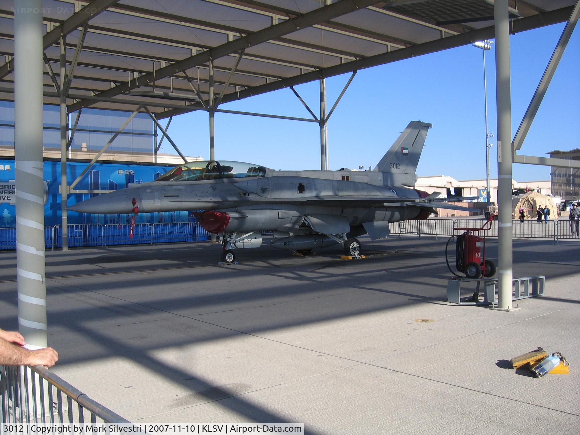 3012, Lockheed Martin F-16F Fighting Falcon C/N RF-12, Nellis 2007 (United Arab Emirates Air Force)