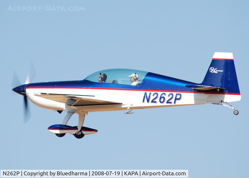N262P, 2007 Extra EA-300/L C/N 1262, On approach to 17L.