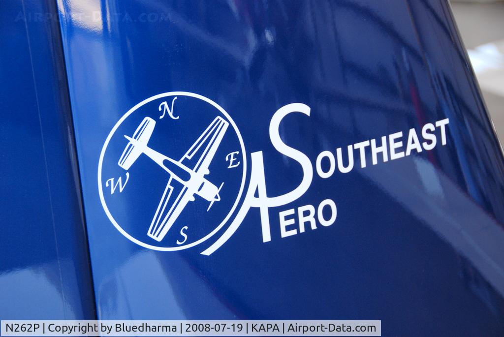 N262P, 2007 Extra EA-300/L C/N 1262, Parked on display.