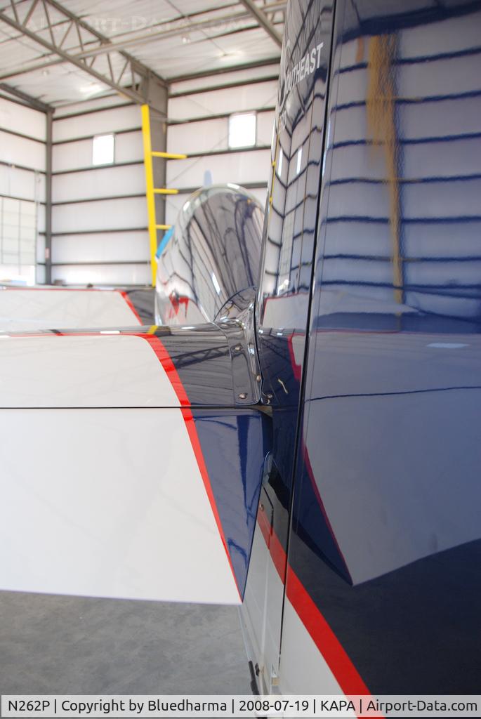 N262P, 2007 Extra EA-300/L C/N 1262, Parked on display.