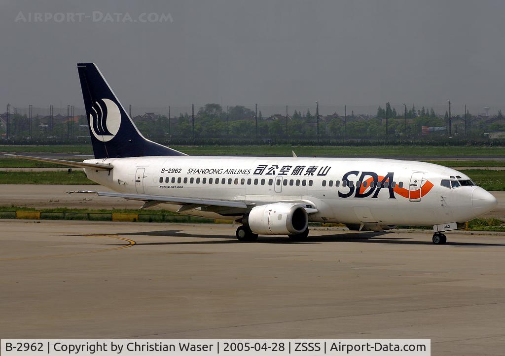 B-2962, 1996 Boeing 737-35N C/N 28157, SDA