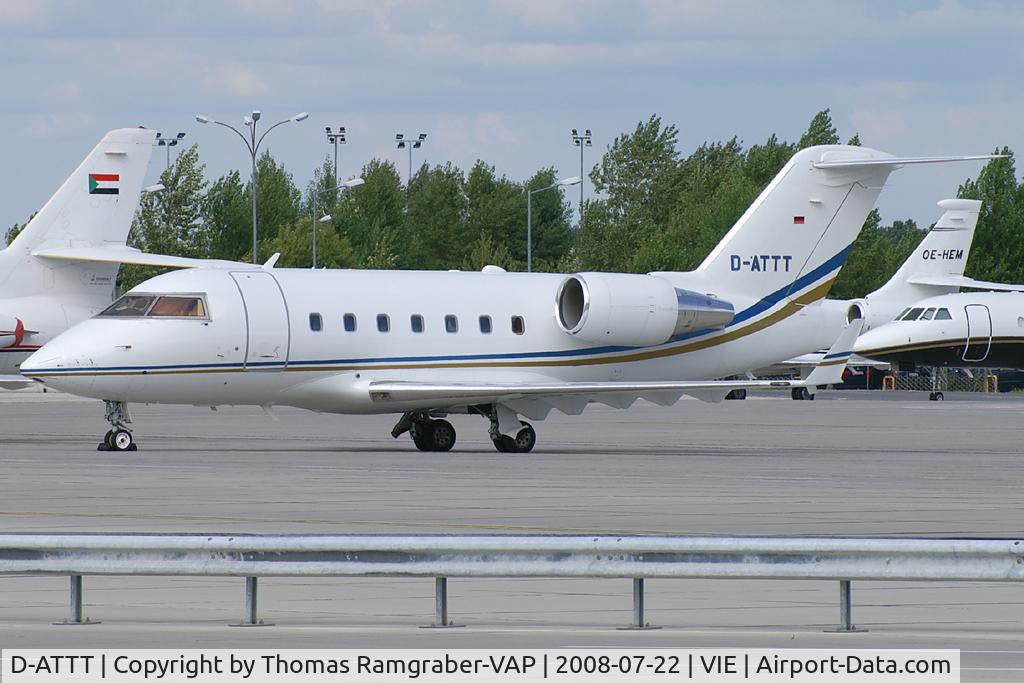 D-ATTT, 2005 Bombardier Challenger 604 (CL-600-2B16) C/N 5609, Windrose Air Canadair CL600 Challenger
