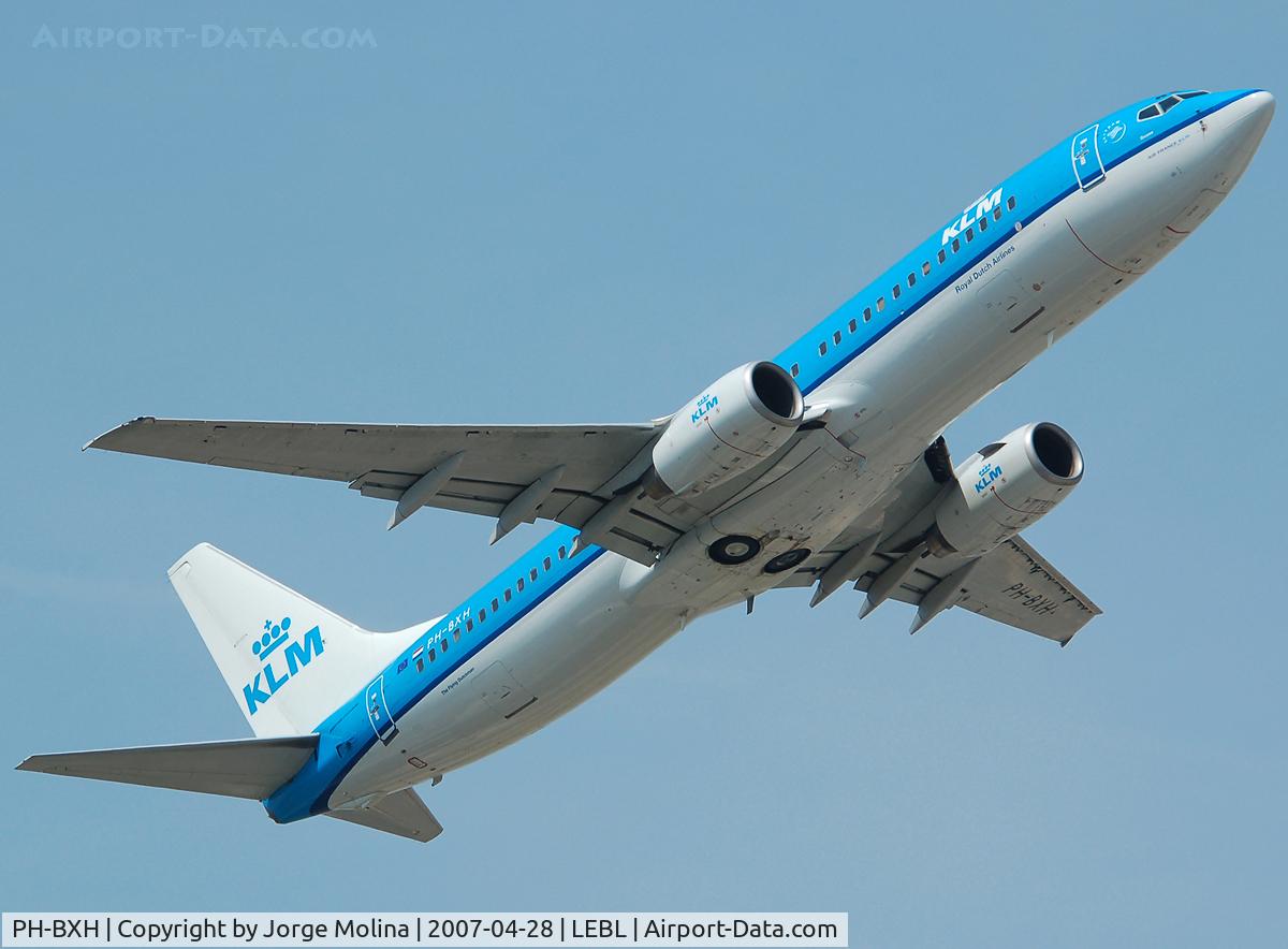 PH-BXH, 2000 Boeing 737-8K2 C/N 29597, 