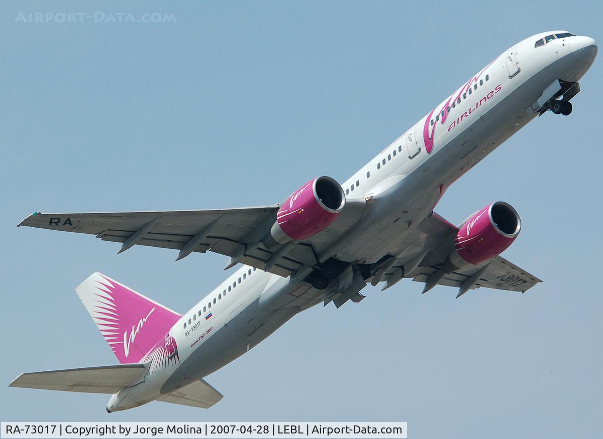 RA-73017, 1993 Boeing 757-230 C/N 26434, Taking off RWY 25L.