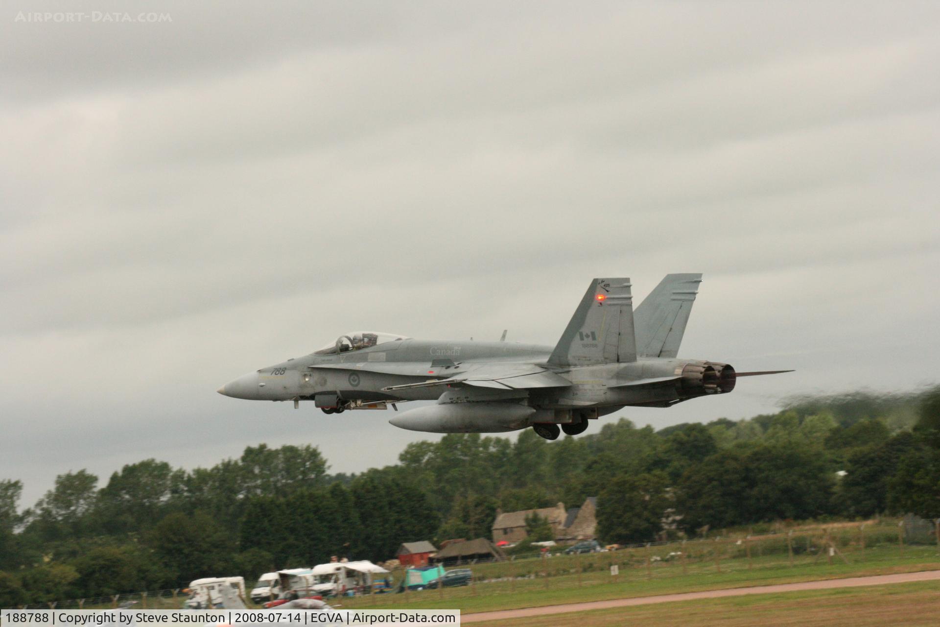 188788, 1987 McDonnell Douglas CF-188A Hornet C/N 0599/A506, Taken at the Royal International Air Tattoo 2008 during arrivals and departures (show days cancelled due to bad weather)