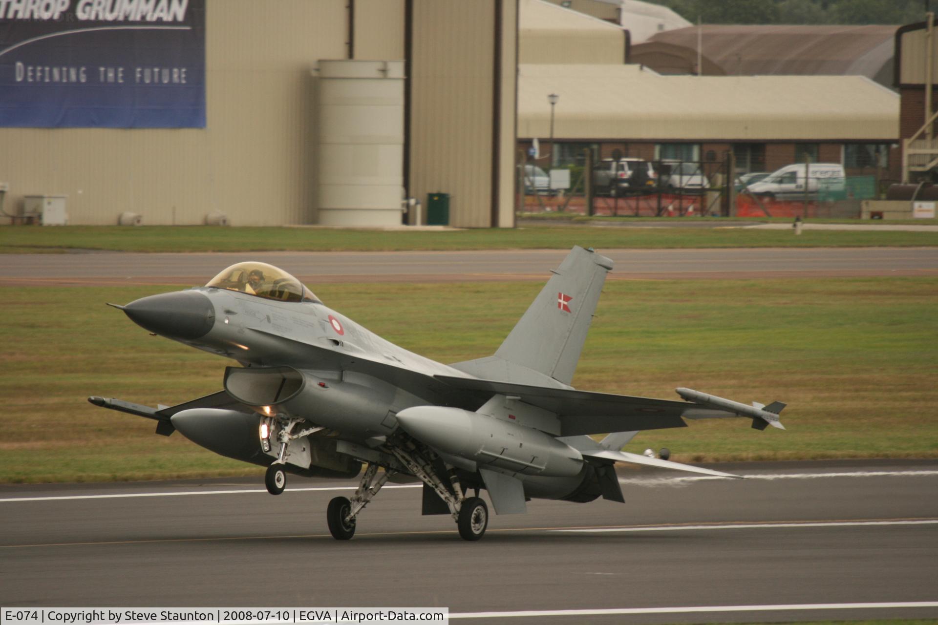 E-074, General Dynamics F-16AM Fighting Falcon C/N 61-627, Taken at the Royal International Air Tattoo 2008 during arrivals and departures (show days cancelled due to bad weather)