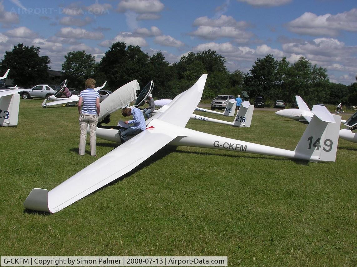 G-CKFM, 2002 Rolladen-Schneider LS-8-18 C/N 8475, LS8 at Hus Bos