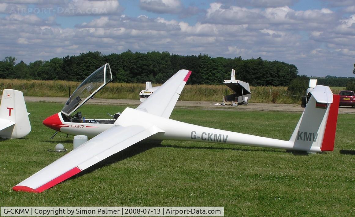 G-CKMV, 1980 Rolladen-Schneider LS-3-17 C/N 3329, LS3-17 at Husbands Bosworth