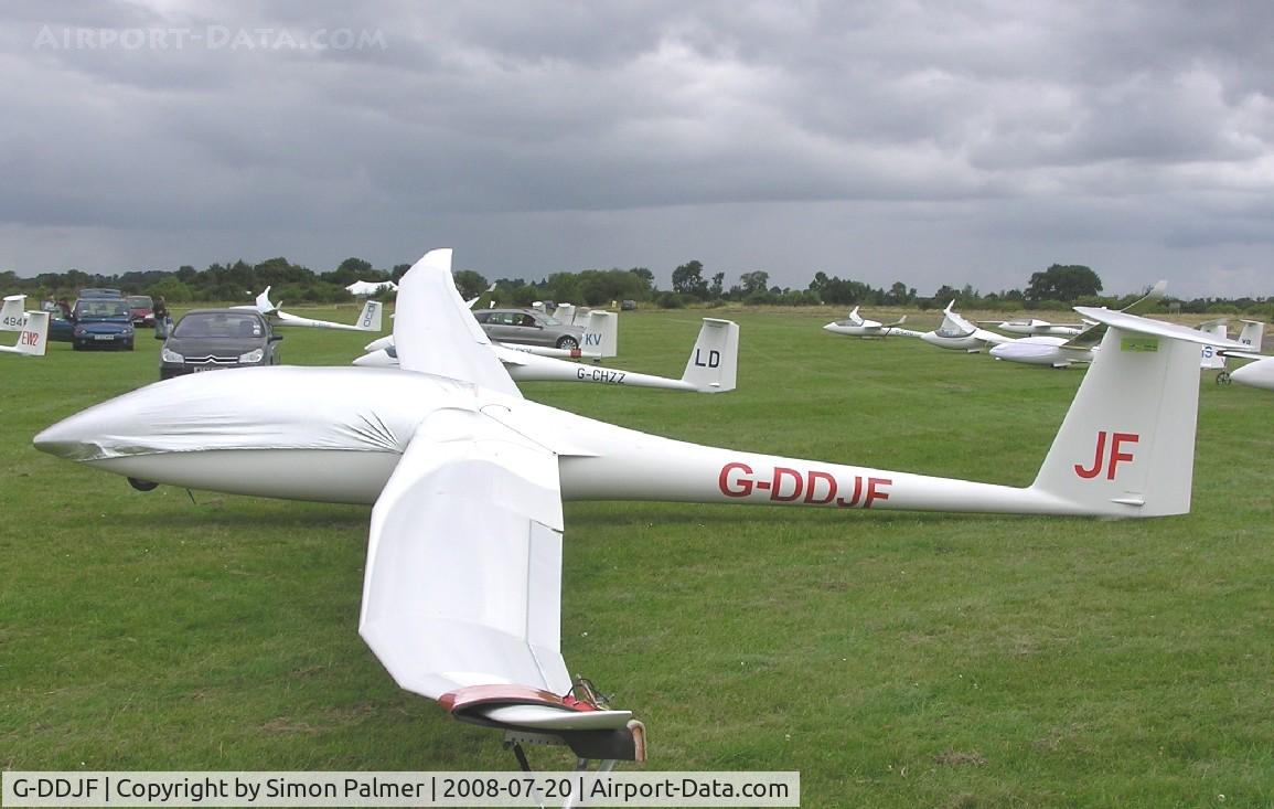 G-DDJF, 2005 Schempp-Hirth Duo Discus T C/N 121, Duo Discus at Bicester