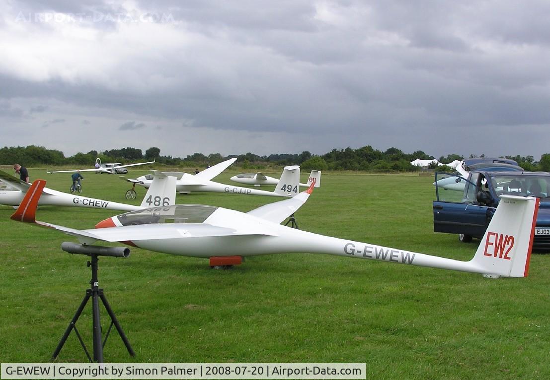 G-EWEW, 2006 Sportine Aviacija LAK-19T C/N 024, LAK-19 at Bicester