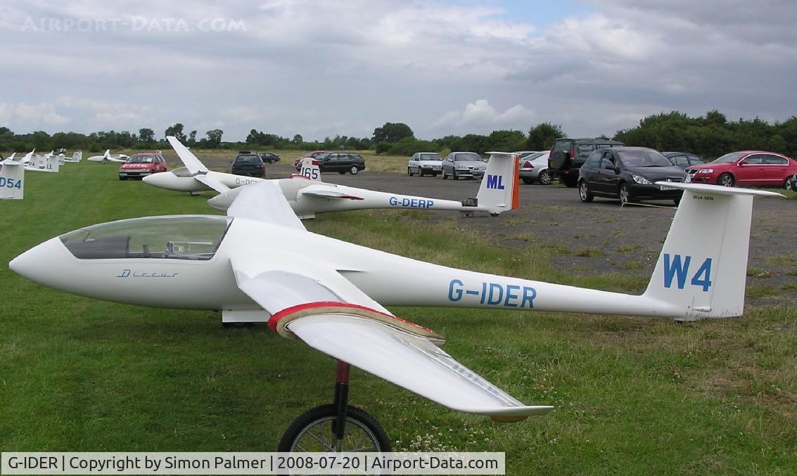 G-IDER, 1992 Orlican Discus CS C/N 078CS, Discus CS at Bicester