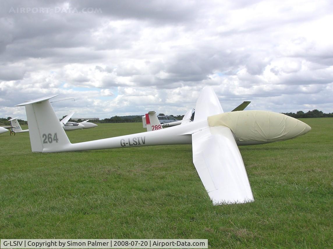 G-LSIV, 1981 Rolladen-Schneider LS-4 C/N 4189, LS4 at Bicester