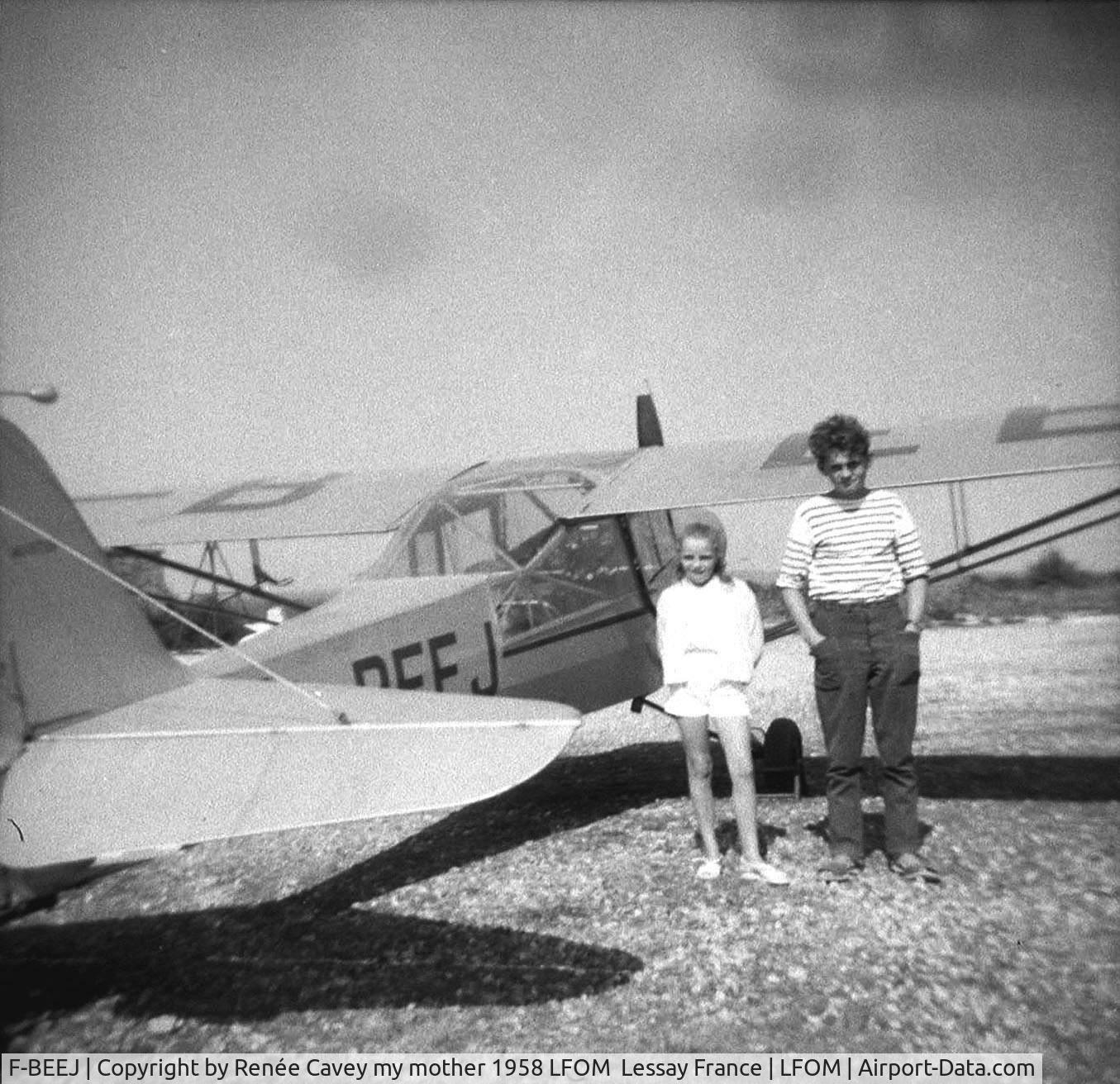 F-BEEJ, 1943 Taylorcraft J Auster 5 C/N 1065, Auster Aircraft 3 seats - 90 hp