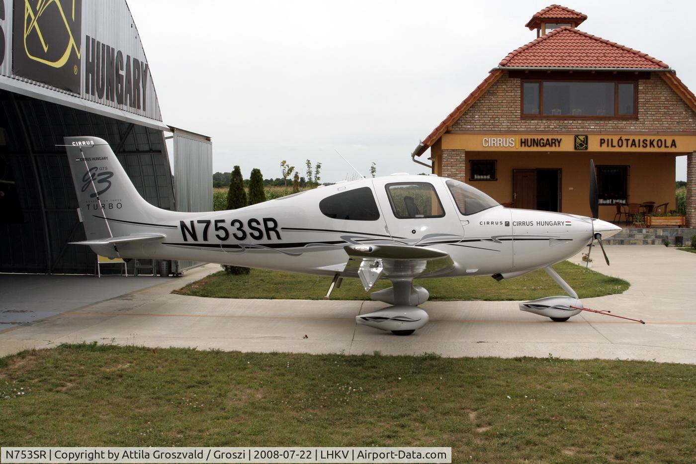 N753SR, 2008 Cirrus SR22 G3 GTS Turbo C/N 2759, Kaposújlak airport (LHKV) / Cirrus Hungary base