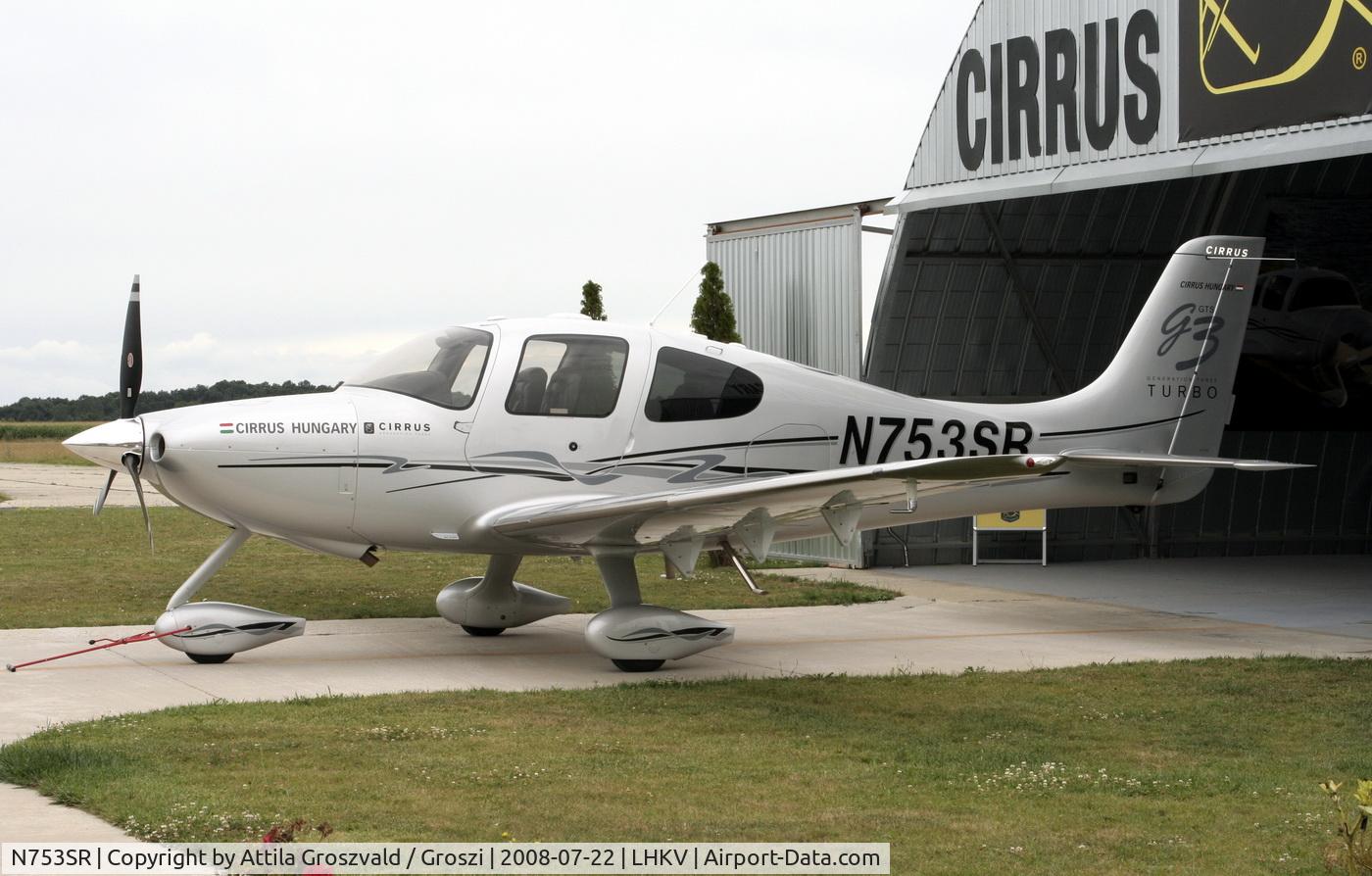 N753SR, 2008 Cirrus SR22 G3 GTS Turbo C/N 2759, Kaposújlak airport (LHKV) / Cirrus Hungary base