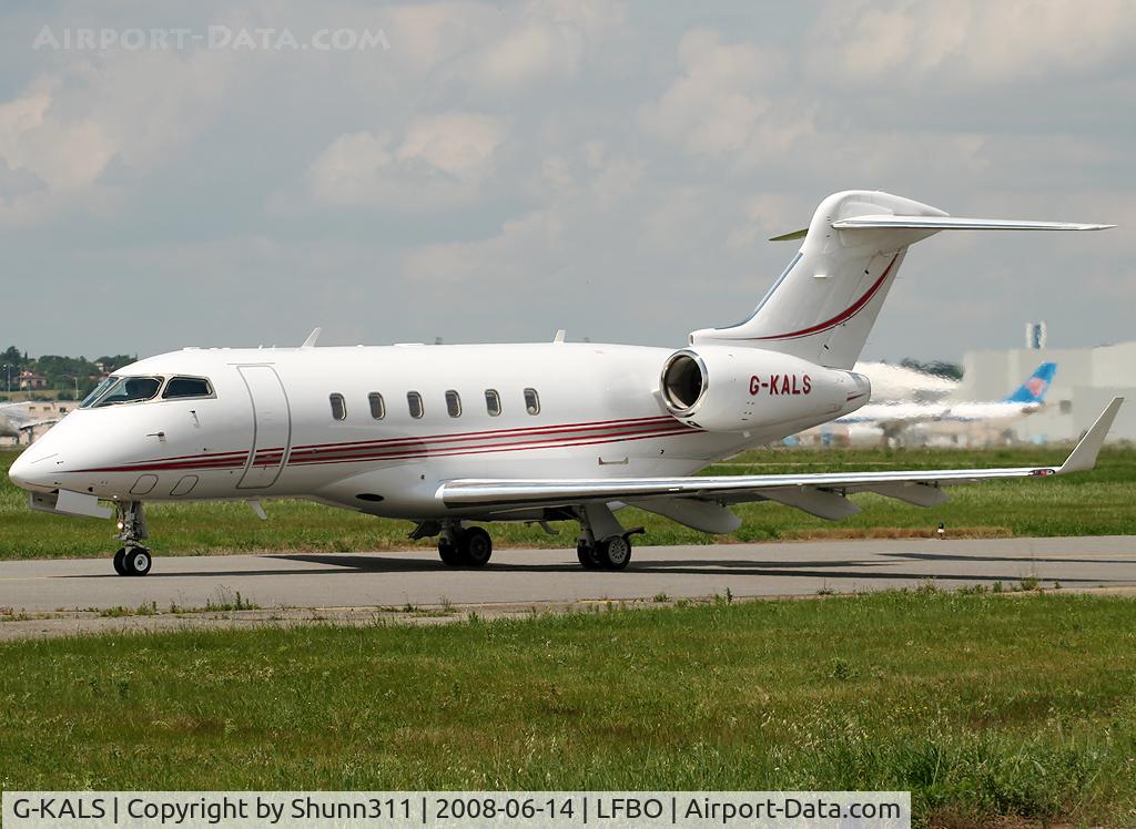 G-KALS, 2006 Bombardier Challenger 300 (BD-100-1A10) C/N 20106, Rolling holding point rwy 32R for departure...