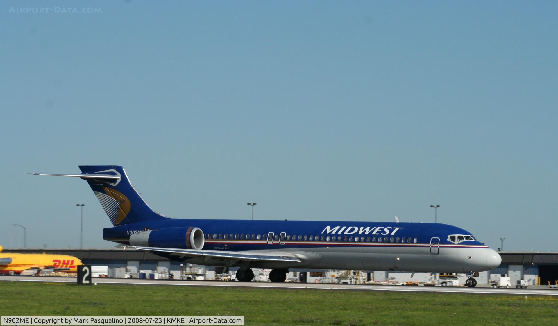 N902ME, 2003 Boeing 717-200 C/N 55166, Boeing 717-200