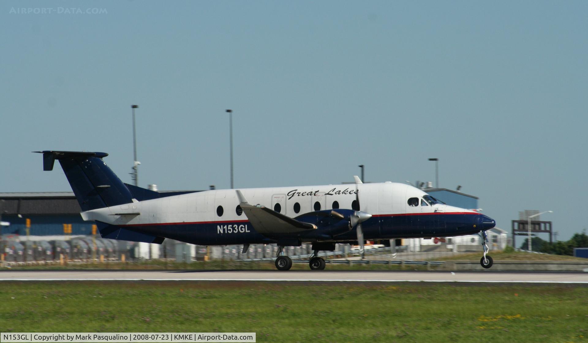 N153GL, 1995 Beech 1900D C/N UE-153, Beech 1900D