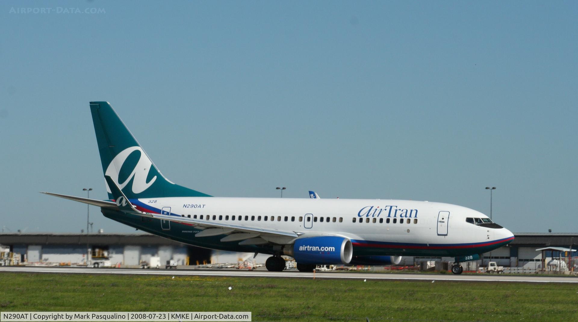 N290AT, 2006 Boeing 737-7BD C/N 33925, Boeing 737-700