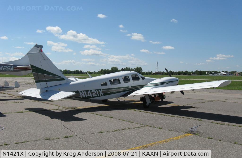 N1421X, 1975 Piper PA-34-200T C/N 34-7570243, On the line.