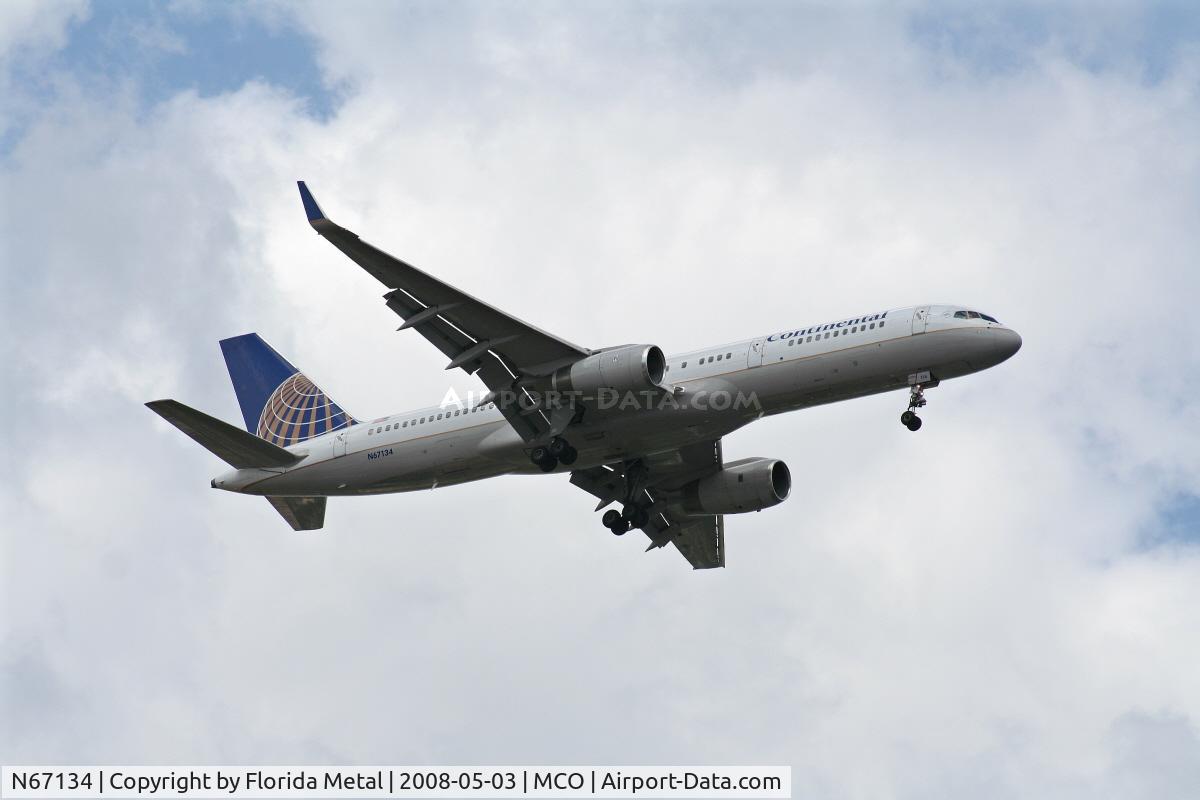 N67134, 1999 Boeing 757-224 C/N 29283, Continental 757-200 arriving from EWR