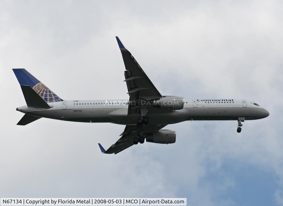 N67134, 1999 Boeing 757-224 C/N 29283, Continental 757-200 arriving from EWR