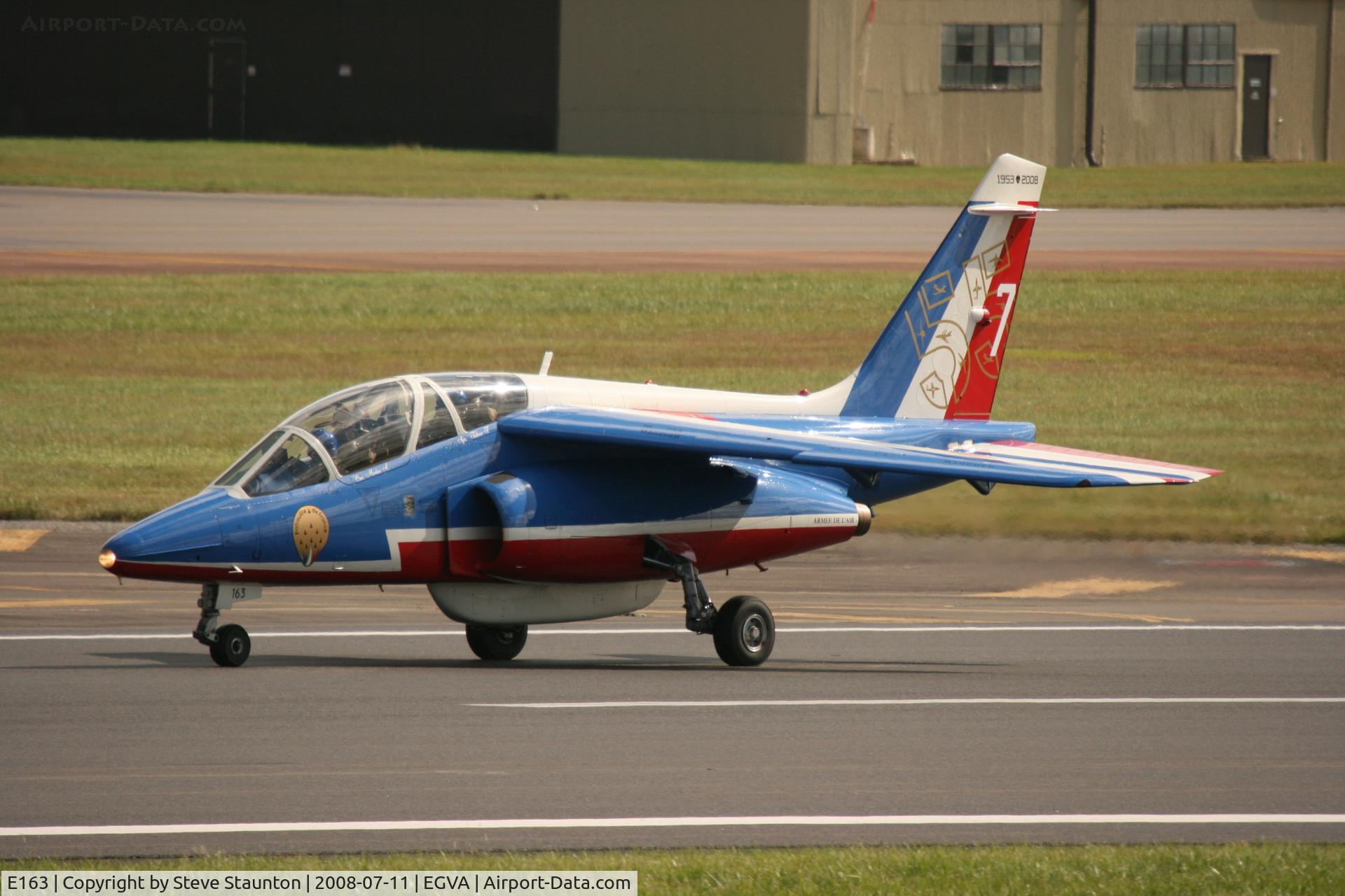 E163, Dassault-Dornier Alpha Jet E C/N E163, Taken at the Royal International Air Tattoo 2008 during arrivals and departures (show days cancelled due to bad weather)