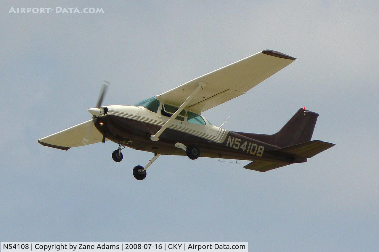 N54108, 1981 Cessna 172P C/N 17274877, At Arlington Municipal