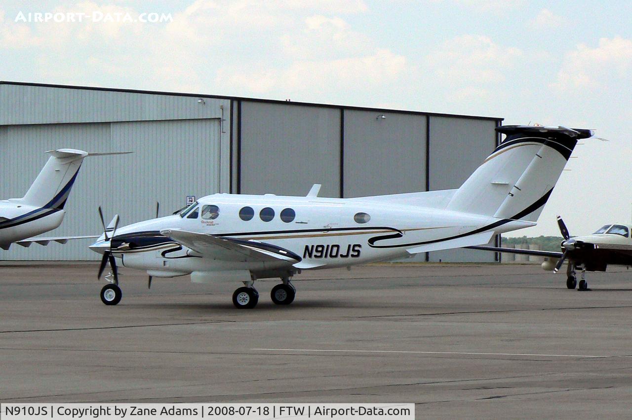 N910JS, 1980 Beech F90 King Air C/N LA-48, At Meacham Field