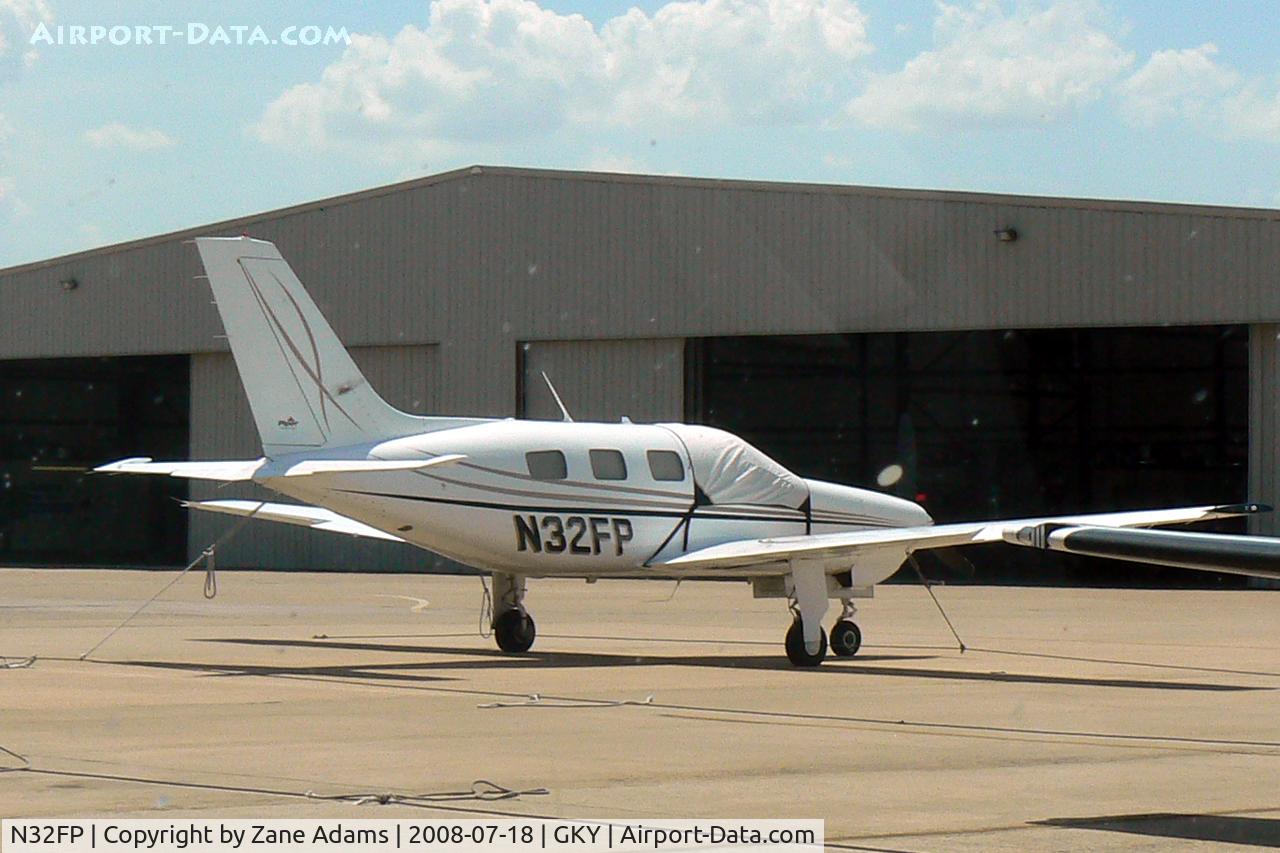 N32FP, 2008 Piper PA-46R-350T Malibu Matrix C/N 4692009, At Arlington Municipal