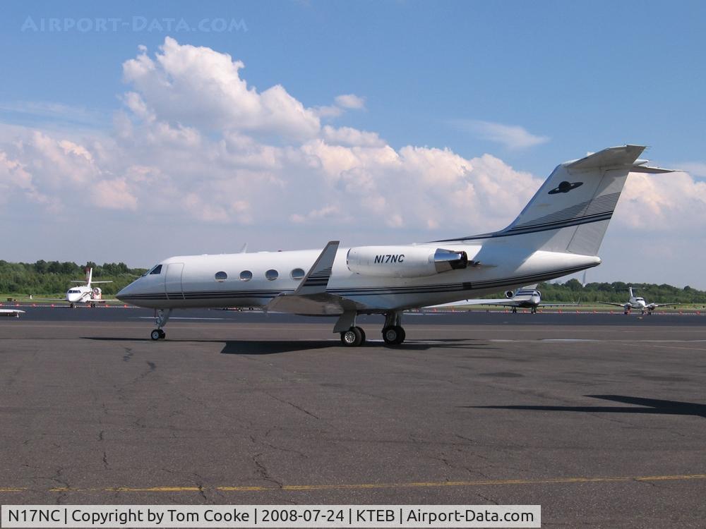 N17NC, 1980 Gulfstream American G-1159A Gulfstream III C/N 318, one of many Gulfstreams at Teterboro