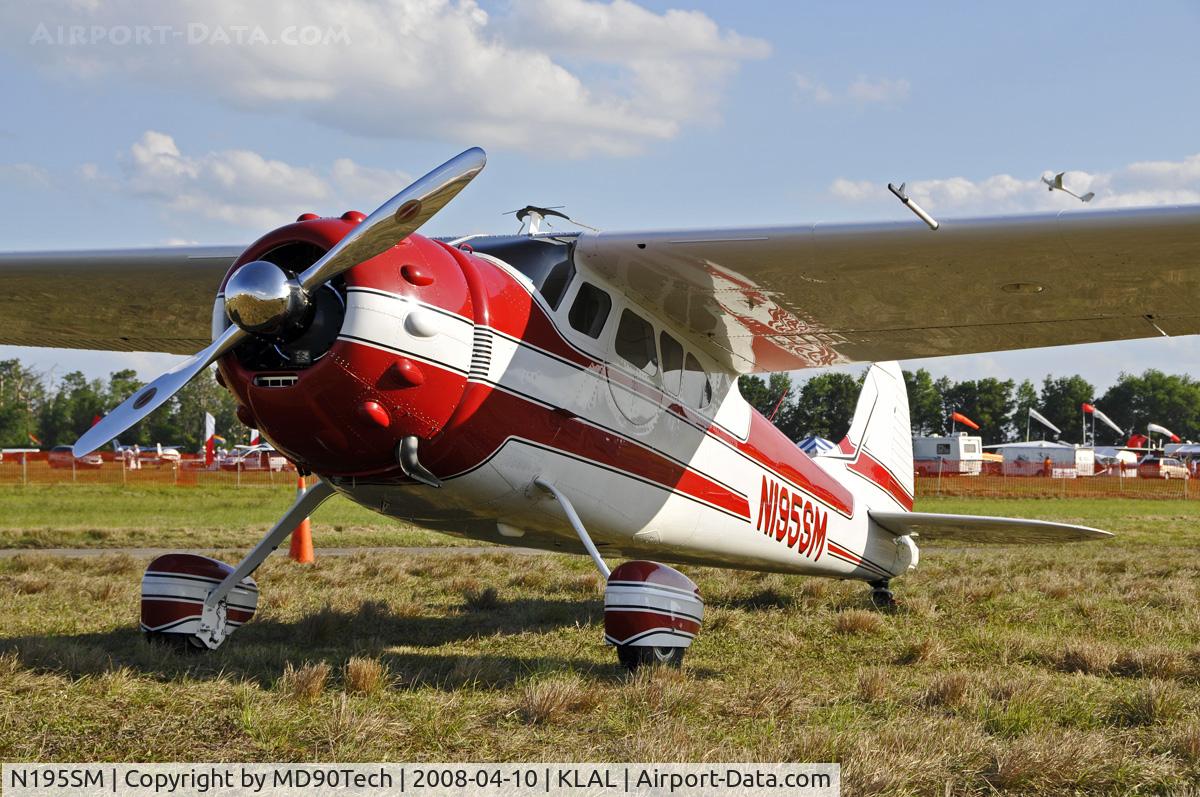 N195SM, 1949 Cessna 195 C/N 7806, I really love theese old 195's with huge radial engines! =D