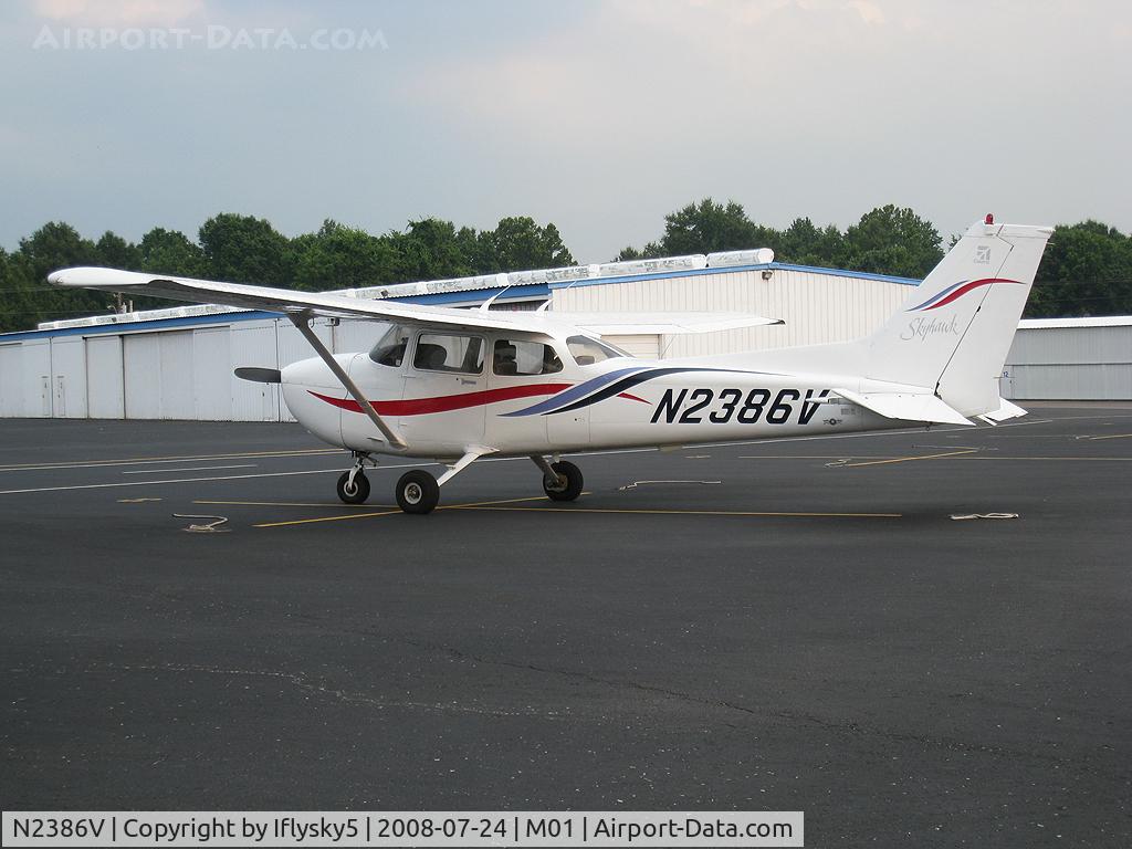 N2386V, 1999 Cessna 172R C/N 17280702, N2386V CESSNA R182