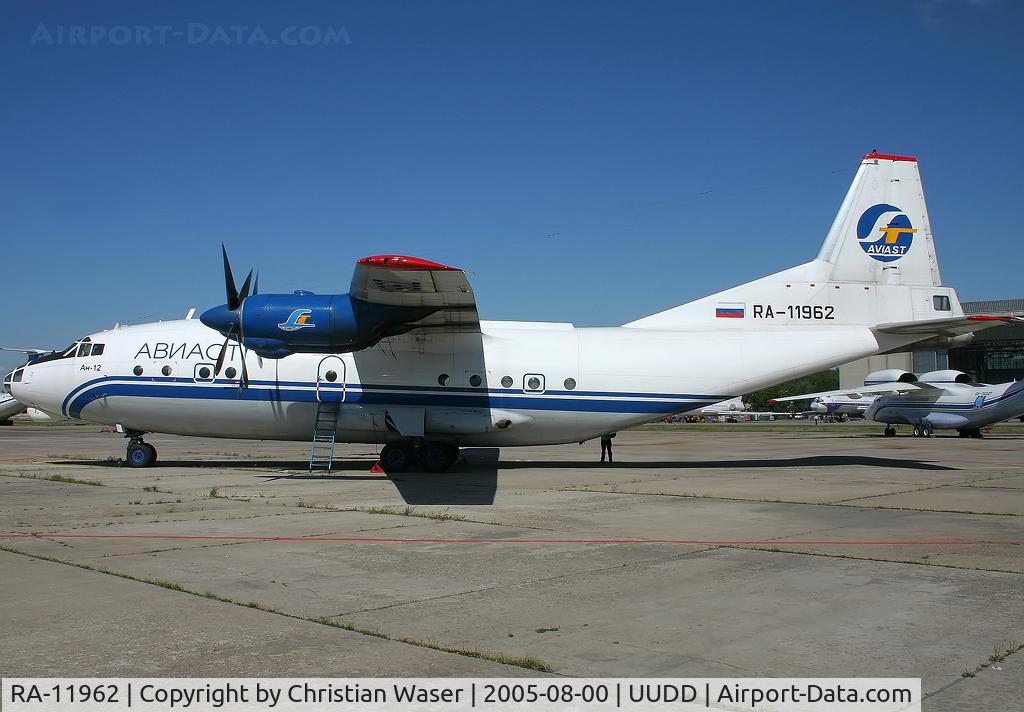 RA-11962, Antonov An-12B C/N 5343007, Aviast