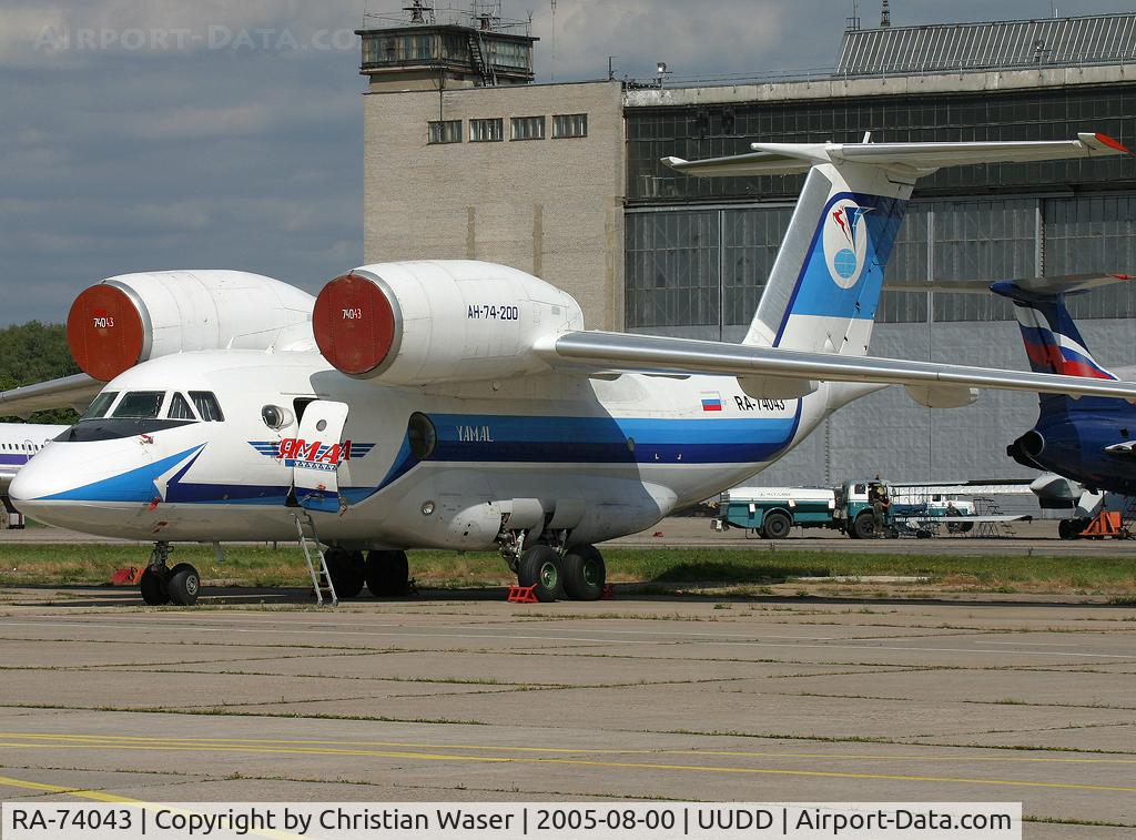 RA-74043, Antonov An-74-200 C/N 3645709692, Yamal