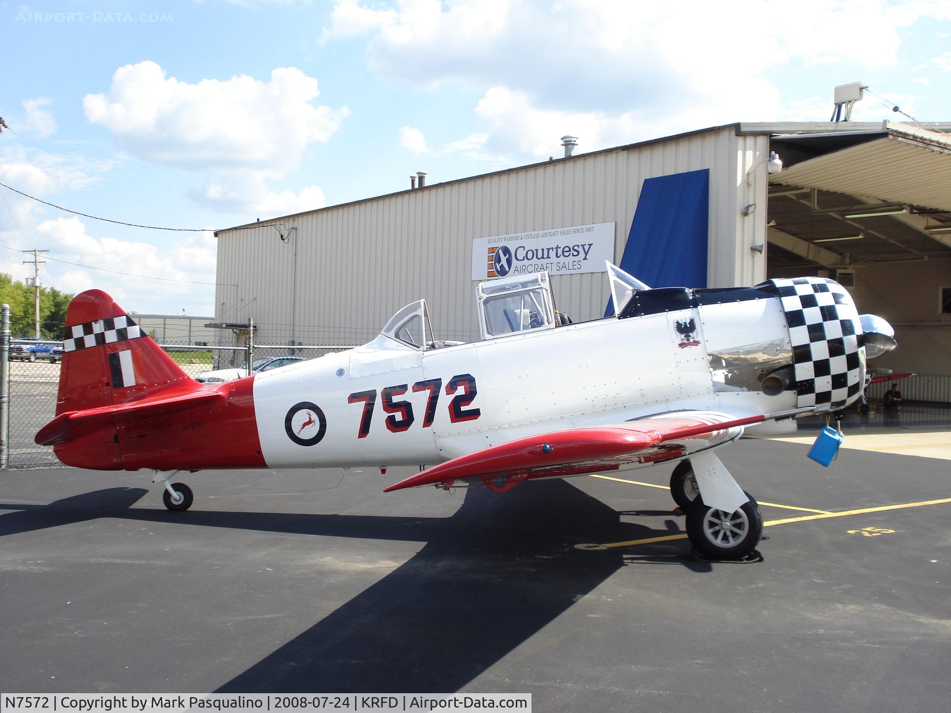 N7572, 1941 North American AT-6D Texan C/N 41-34018, North American AT-6D