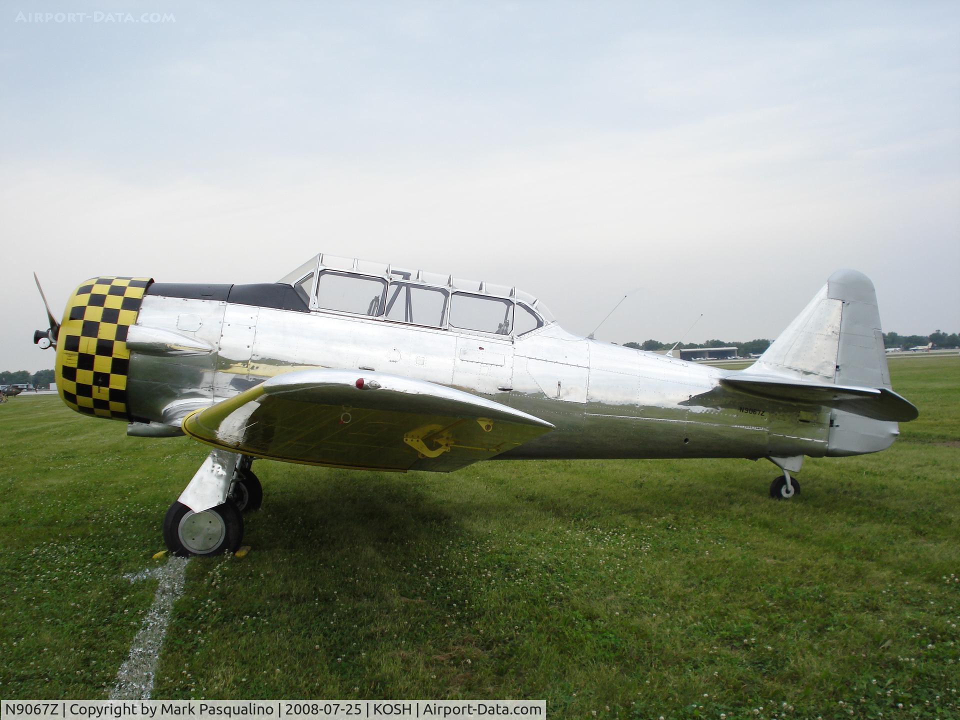 N9067Z, 1949 North American T-6G Texan C/N 168-105, North American T-6G