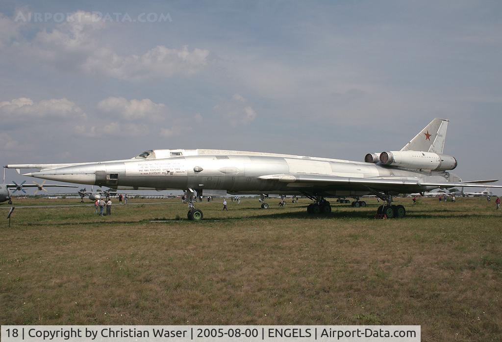 18, Tupolev Tu-22RDM C/N 4416025, Russia Air Force