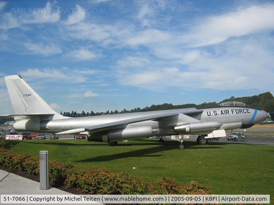 51-7066, 1951 Boeing WB-47E-75-BW Stratojet C/N 450609, Museum of Flight