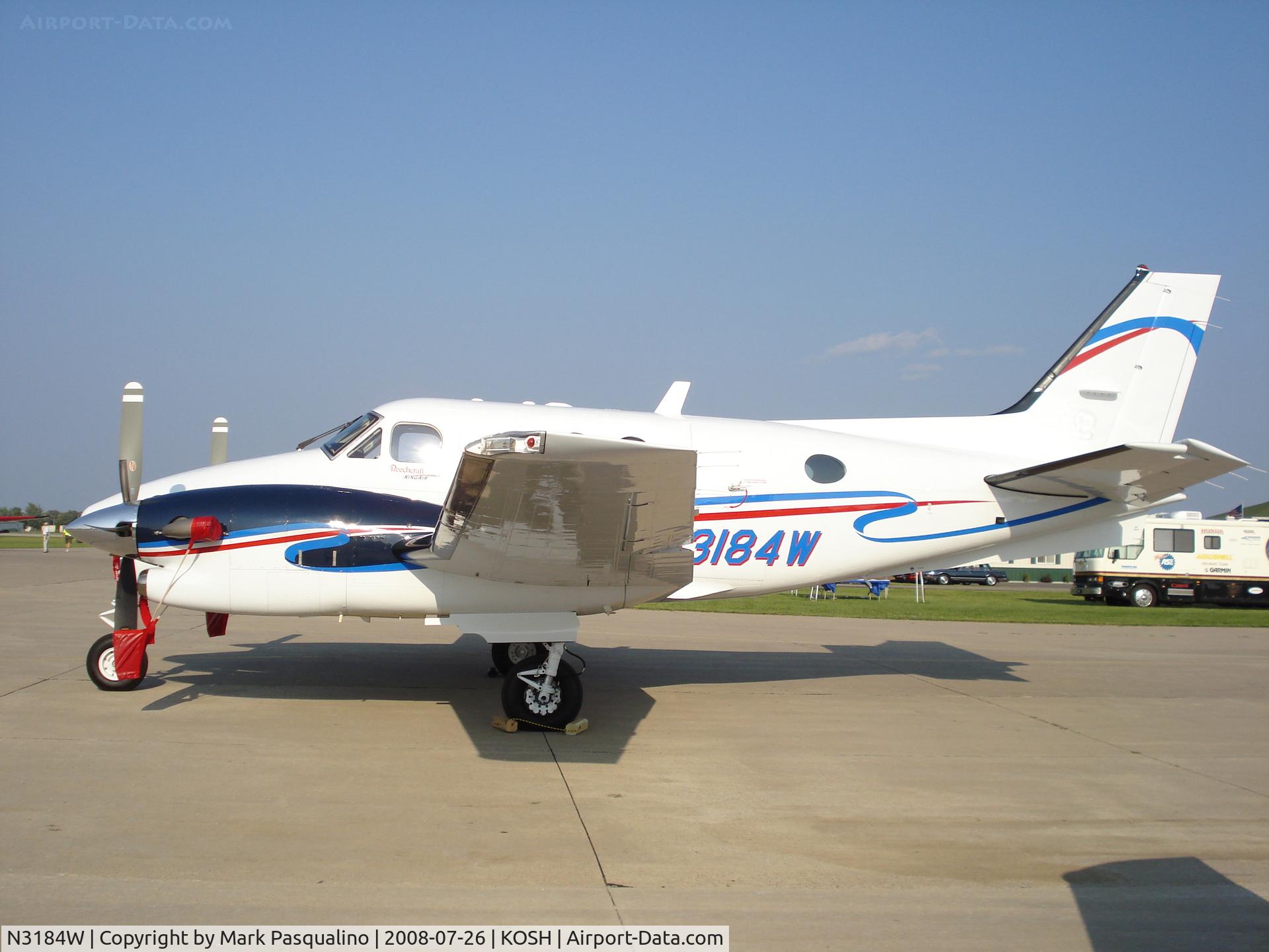 N3184W, 2008 Hawker Beechcraft C90GTI King Air C/N LJ-1884, Beech C90GTI