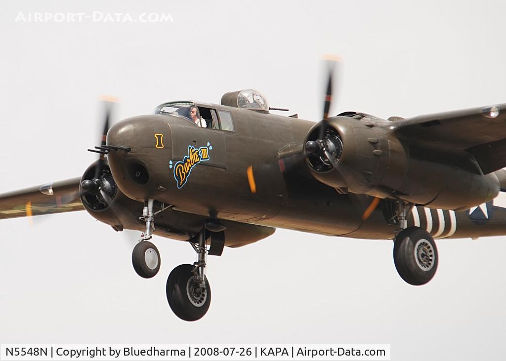N5548N, 1943 North American B-25H Mitchell C/N 98-21107, On approach to 17L.
