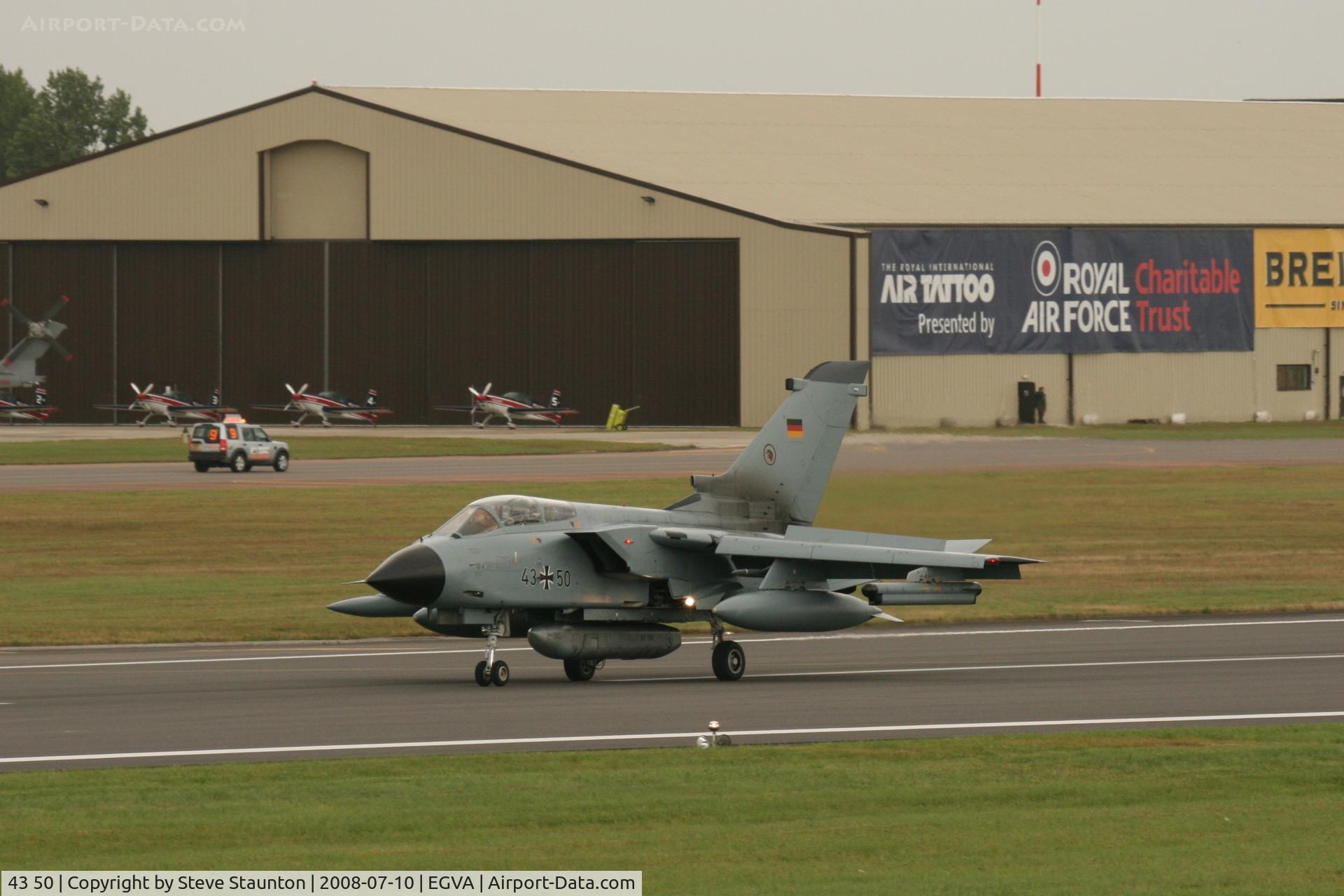 43 50, Panavia Tornado IDS C/N 135/GS024/4050, Taken at the Royal International Air Tattoo 2008 during arrivals and departures (show days cancelled due to bad weather)