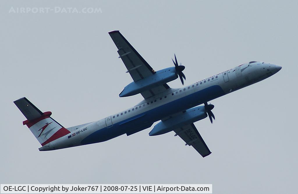 OE-LGC, 2000 De Havilland Canada DHC-8-402Q Dash 8 C/N 4026, Austrian arrows De Havilland Canada DHC-8-401