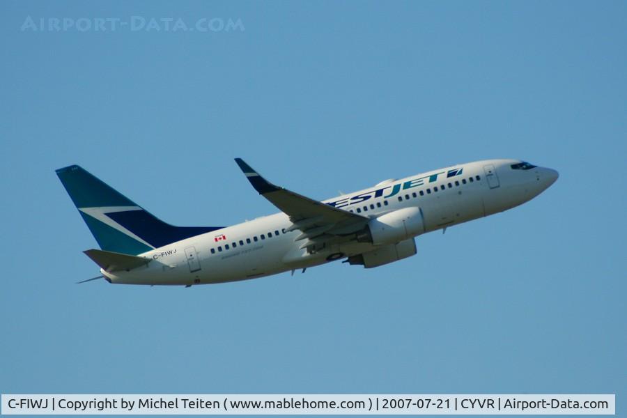 C-FIWJ, 2007 Boeing 737-7CT C/N 30712, Westjet