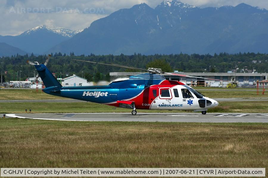 C-GHJV, 1981 Sikorsky S-76A C/N 760167, Helijet ambulance